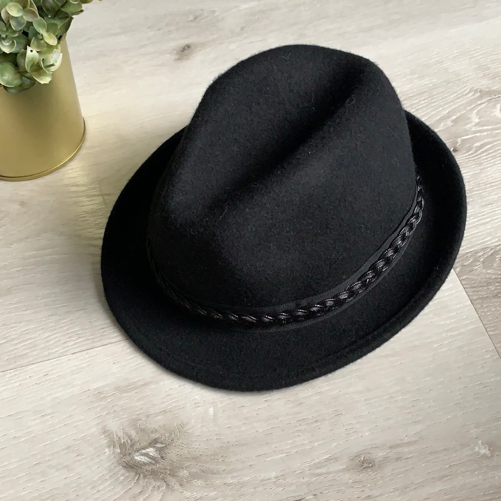 Phase 3 (Nordstrom) 100% Wool Hat black‎ braided